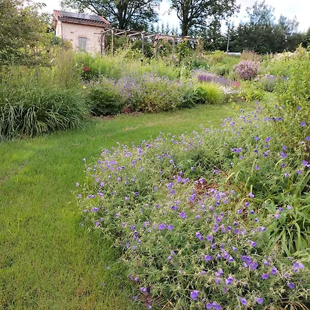 Дом отдыха Le Ptit Nid Aux Gouttes